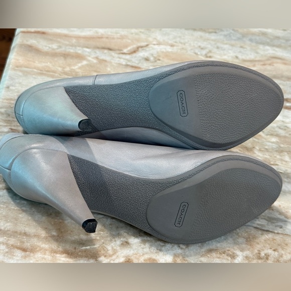 Women’s COACH Annika gray leather and suede fold over ankle booties- Size 10 - Picture 5 of 8